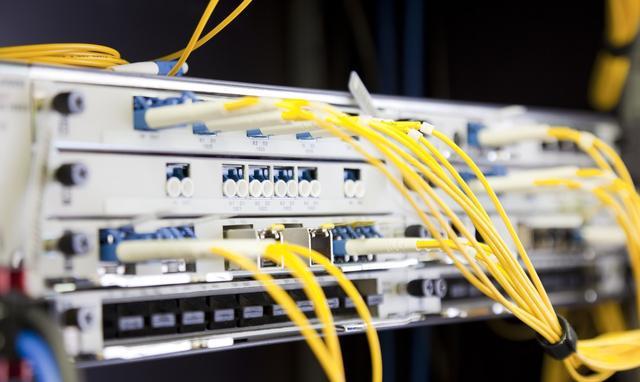 工程開(kāi)工后施工方必需報(bào)驗(yàn)的檢驗(yàn)、試驗(yàn)資料和原材料送檢(下) 計(jì)算機(jī)網(wǎng)絡(luò)工程施工篇